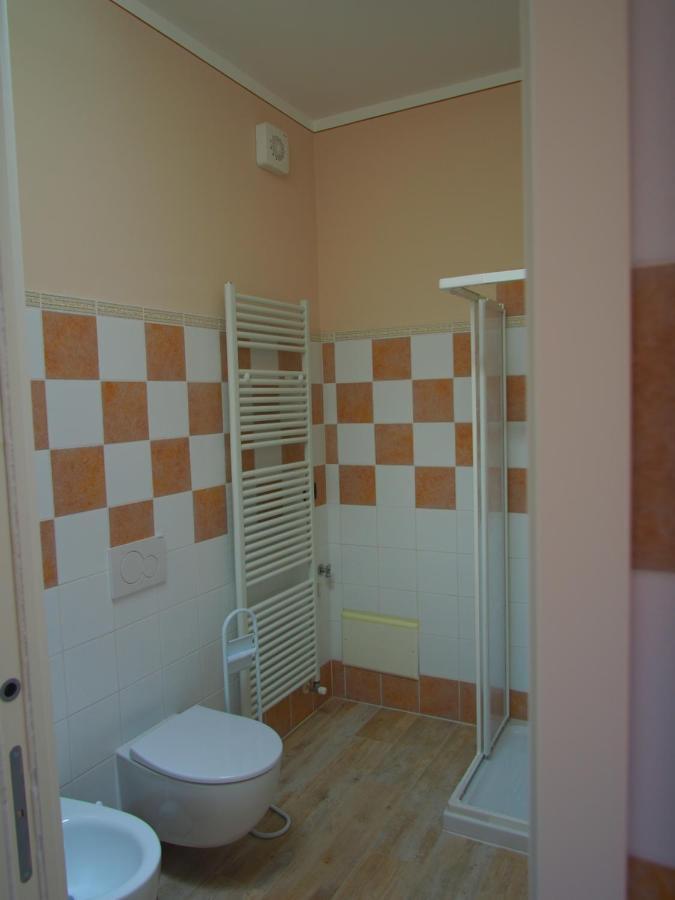 La Vigna Del Parroco Apartment Verduno ภายนอก รูปภาพ