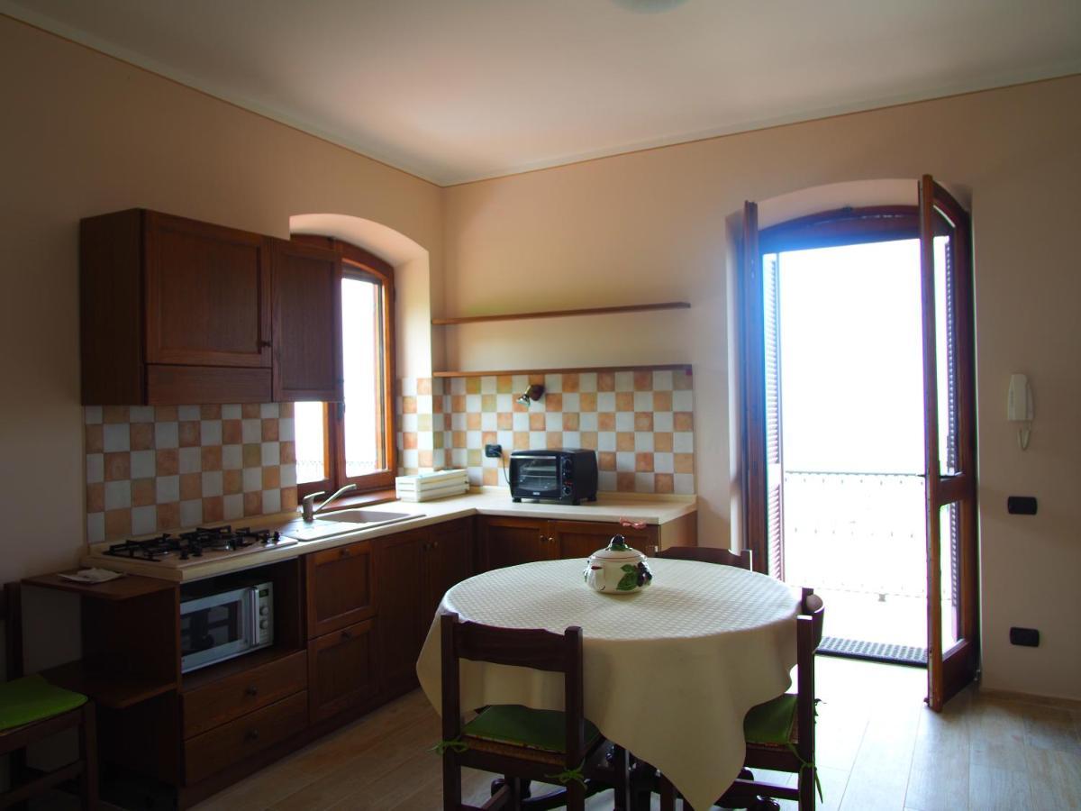 La Vigna Del Parroco Apartment Verduno ภายนอก รูปภาพ