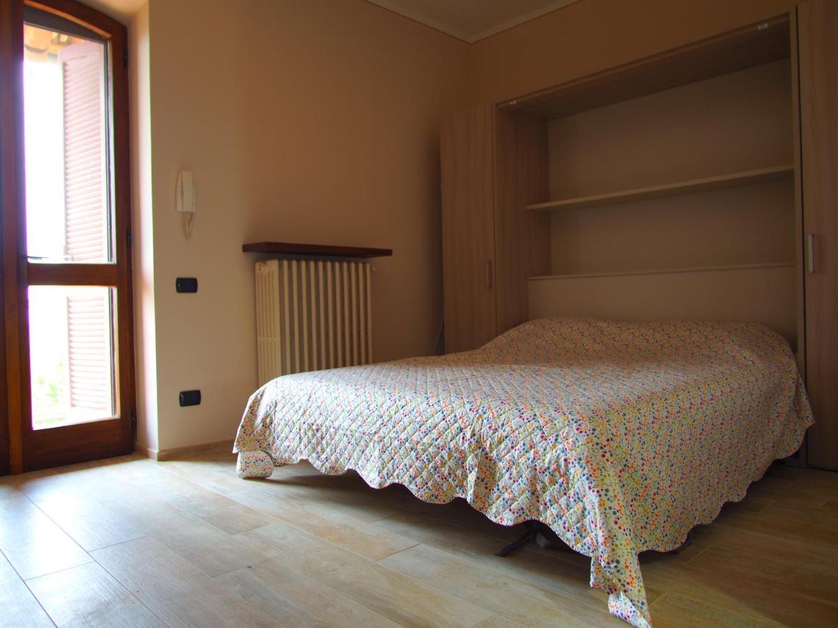 La Vigna Del Parroco Apartment Verduno ภายนอก รูปภาพ