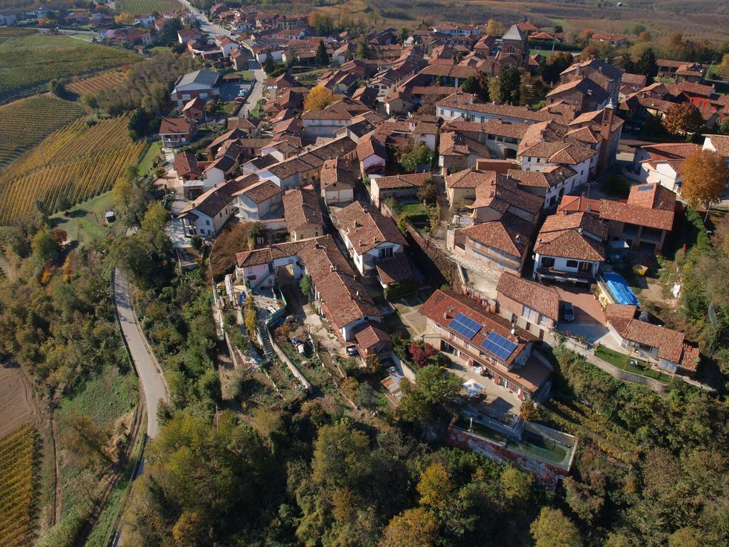 La Vigna Del Parroco Apartment Verduno ภายนอก รูปภาพ