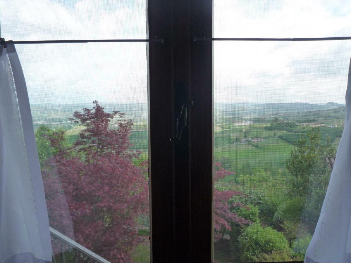 La Vigna Del Parroco Apartment Verduno ภายนอก รูปภาพ